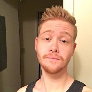 Meet your Posher, Brady